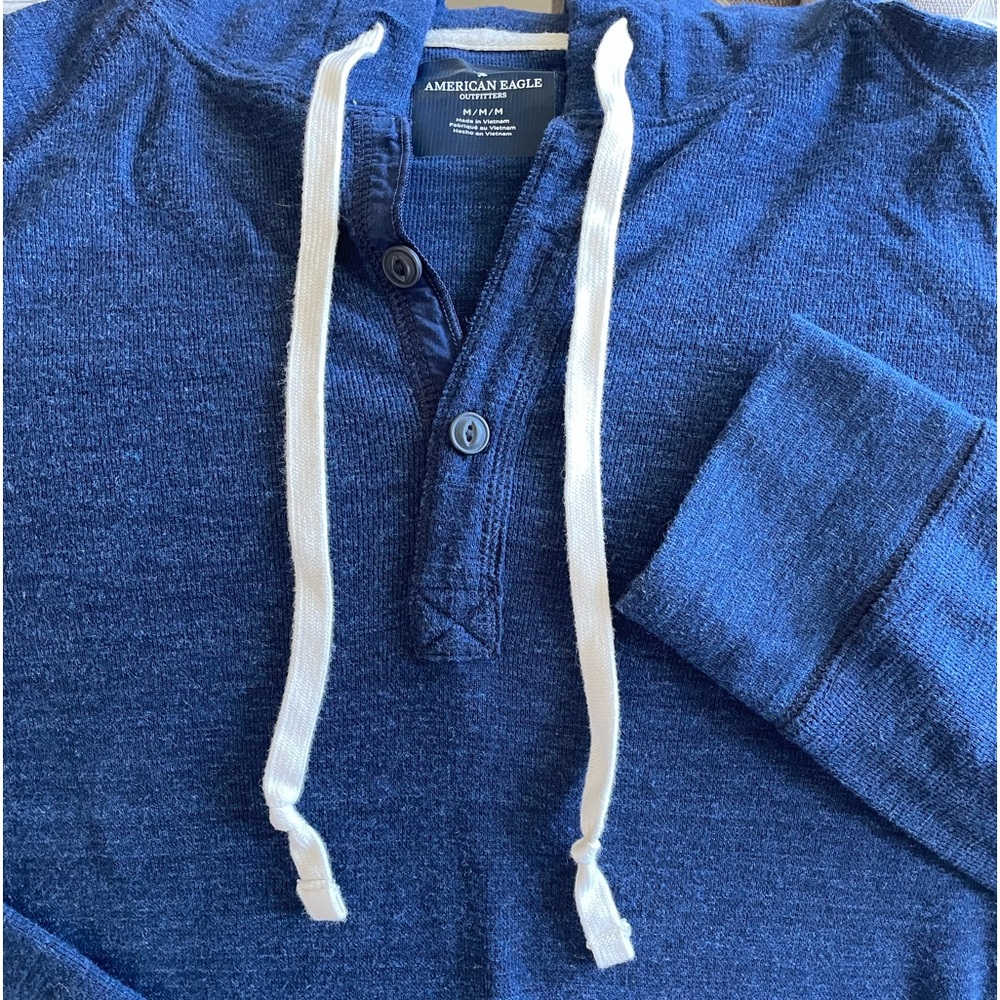 American Eagle knit hoodie - size Medium